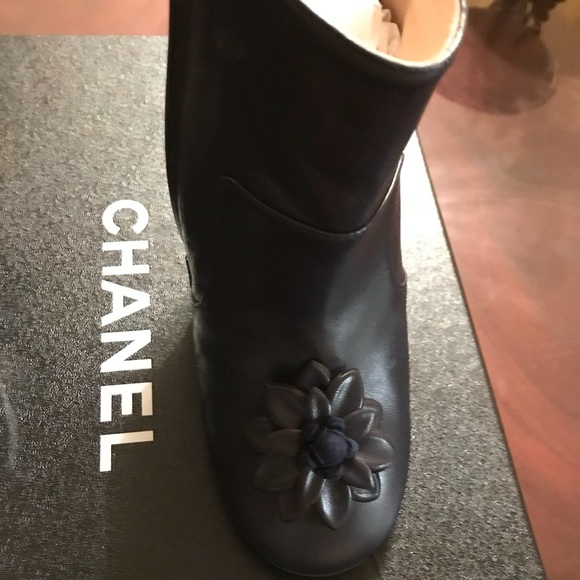 Chanel booties - Picture 4 of 5